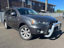 2011 Mitsubishi Outlander VR