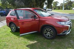 2016 Mitsubishi Outlander LS