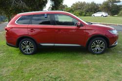 2016 Mitsubishi Outlander LS