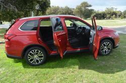 2016 Mitsubishi Outlander LS