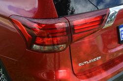 2016 Mitsubishi Outlander LS