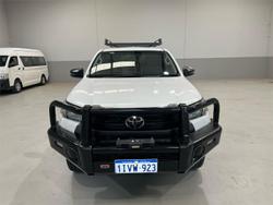 2022 Toyota Hilux SR