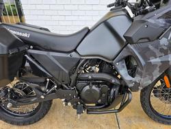 2023 Kawasaki KLR650 (KL650) ADVENTURE GRAYSTONE/FURNACE ORANGE