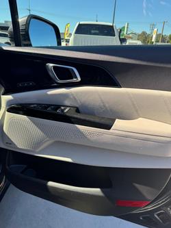 2024 Kia Carnival Platinum KA4 MY23 Panthera Metal