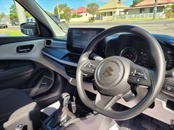 2025 SUZUKI SWIFT