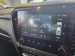 2025 Isuzu D-MAX BLADE