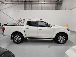 2020 Nissan Navara ST-X