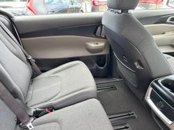 Kia Carnival S