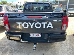 2025 Toyota HiLux SR