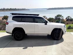 2024 Toyota LandCruiser GXL