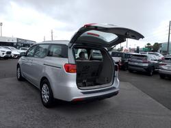 2018 Kia Carnival S
