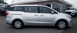 2018 Kia Carnival S