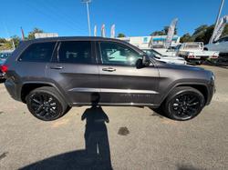 2020 Jeep Grand Cherokee Night Eagle