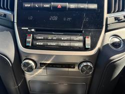 2019 Toyota LandCruiser VX