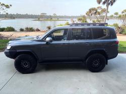 2023 Toyota LandCruiser VX