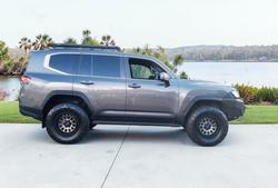 2023 Toyota LandCruiser VX