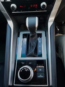 2021 Mitsubishi Pajero Sport GLX