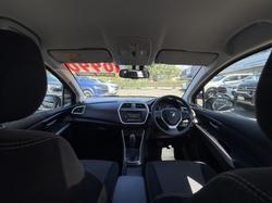 2015 Suzuki S-Cross GLX