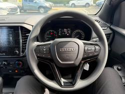 2025 Isuzu D-MAX X-RIDER