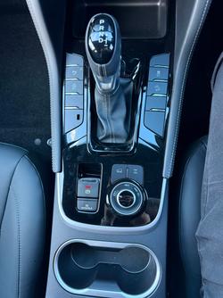 2025 Isuzu MU-X LS-T