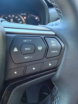 2025 Isuzu MU-X LS-T