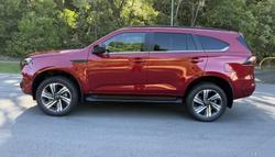 2025 Isuzu MU-X LS-T