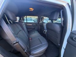 2025 Isuzu MU-X LS-T