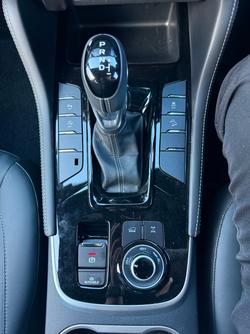 2025 Isuzu MU-X LS-T