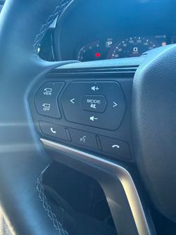 2025 Isuzu MU-X X-TERRAIN