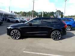 2021 Volvo XC60 B6 R-Design