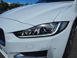 2015 Jaguar XE 25t R-Sport