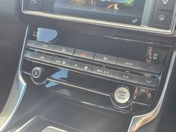 2015 Jaguar XE 25t R-Sport