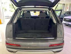 2024 Audi Q7 45 TDI