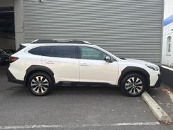 2025 Subaru Outback AWD Touring XT