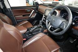 2023 Mahindra Scorpio Z8L