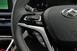 2025 LDV Deliver 9 LWB Mid Roof MY24 Blanc White