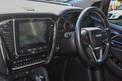 2024 Isuzu MU-X LS-T