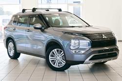 2023 Mitsubishi Outlander LS