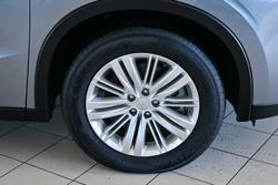 2023 Mitsubishi Outlander LS
