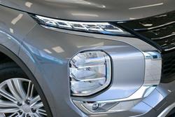 2023 Mitsubishi Outlander LS