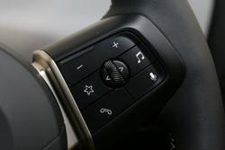 2025 MINI Cooper SE Favoured