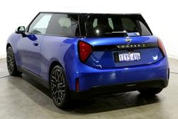 2025 MINI Cooper SE Favoured