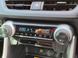 2024 Toyota RAV4 GXL
