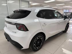 2026 MG MG4 EV Urban Essence 43 AH4E MY26 York White