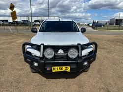 2022 Mitsubishi Triton GLX-R