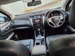 2020 Nissan Navara ST-X