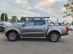 2020 Nissan Navara ST-X