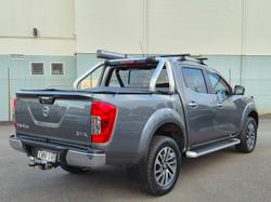 2020 Nissan Navara ST-X