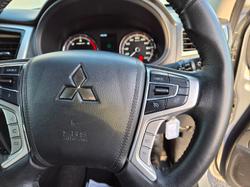 2022 Mitsubishi Triton GLX-R