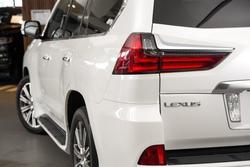 2015 Lexus LX 570